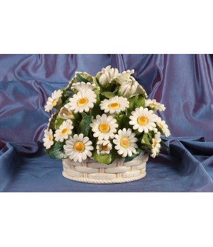 Round Basket Daisies