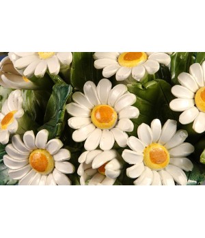 Round Basket Daisies