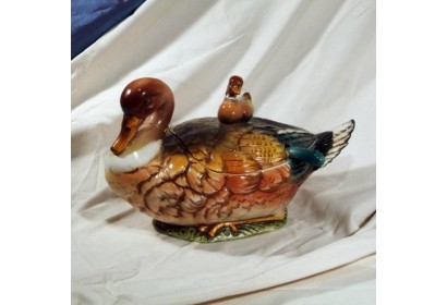 Tureen Duck with Duckling