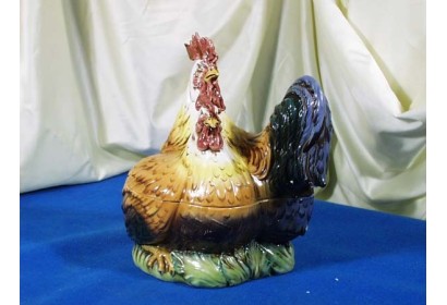 Tureen Rooster and Hen
