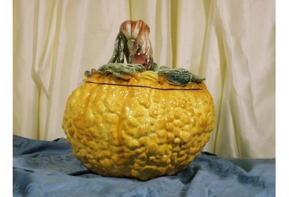 Tureen Pumpkin Textured Medium