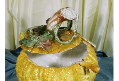 Tureen Pumpkin Textured Medium