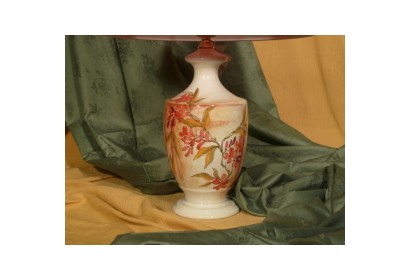 Lampada Anfora con Piede Tagliato Fiori Rosso Geraneo